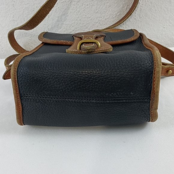 Dooney & Bourke Vintage All Weather Leather Essex Black Tan Crossbody Bag - Picture 7 of 14